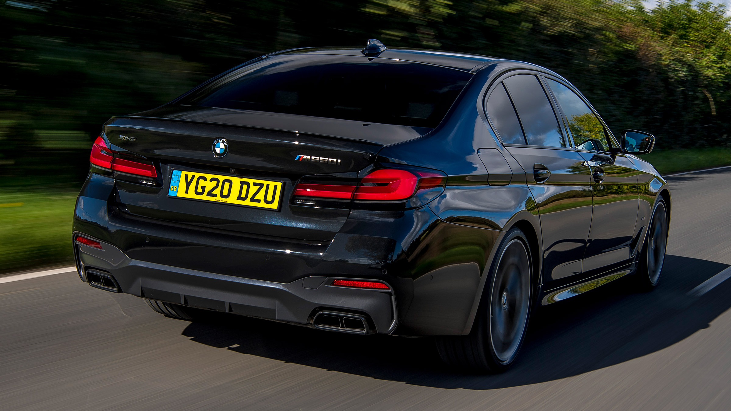 BMW 5 Series saloon rear 3/4 tracking