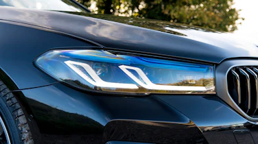 BMW 5 Series saloon headlights