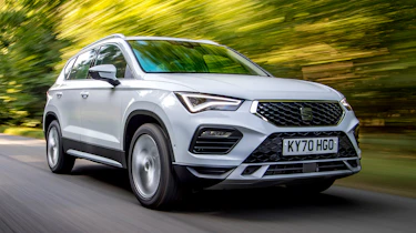 SEAT Ateca SUV front 3/4 tracking