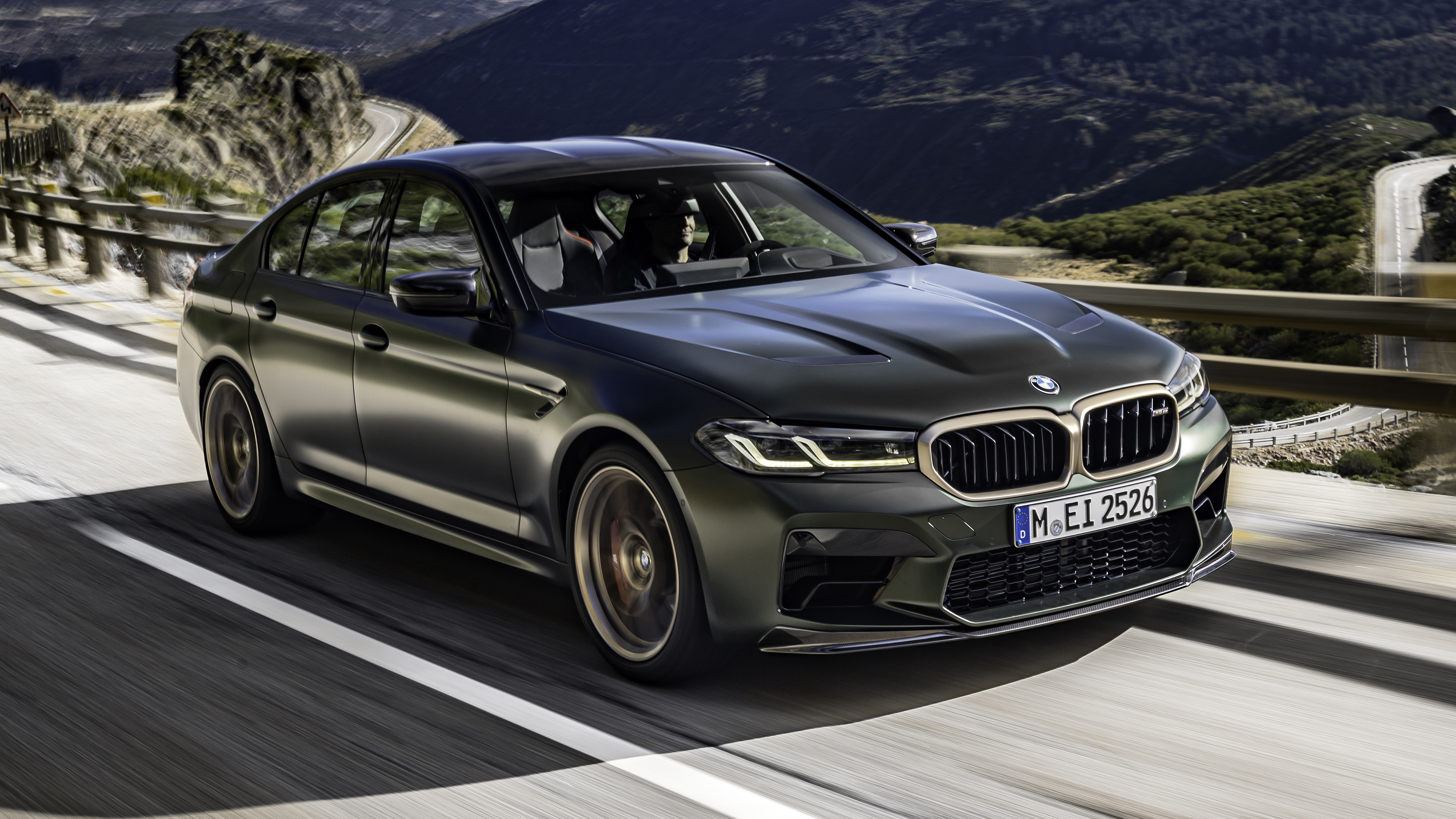 2021 BMW M5 CS - front 3/4 dynamic 