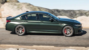 2021 BMW M5 CS - side view dynamic