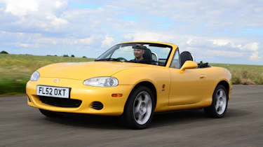 Mazda MX-5 Mk2 front quarter