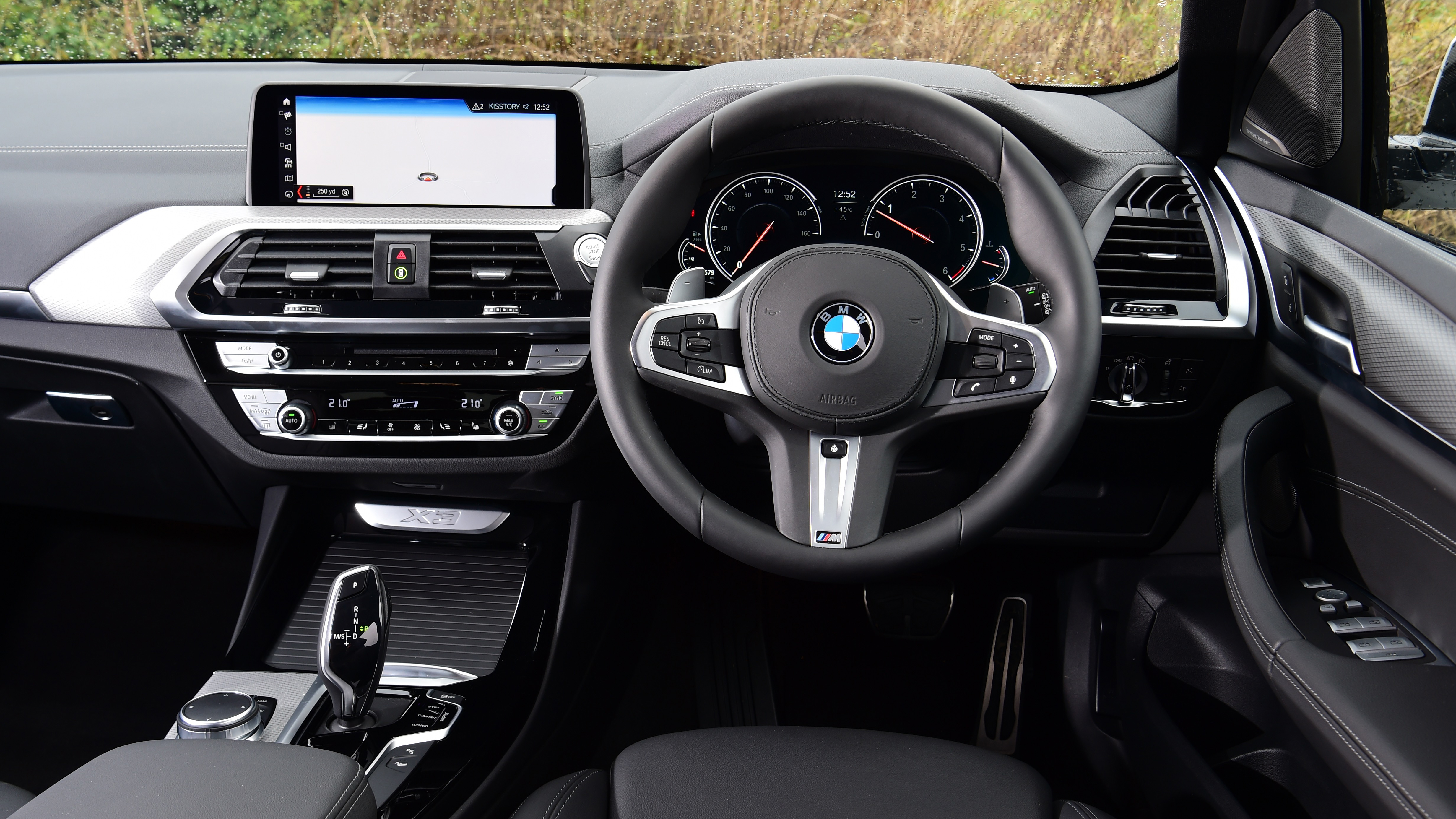BMW X3 - interior