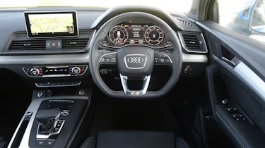 Audi Q5 - interior