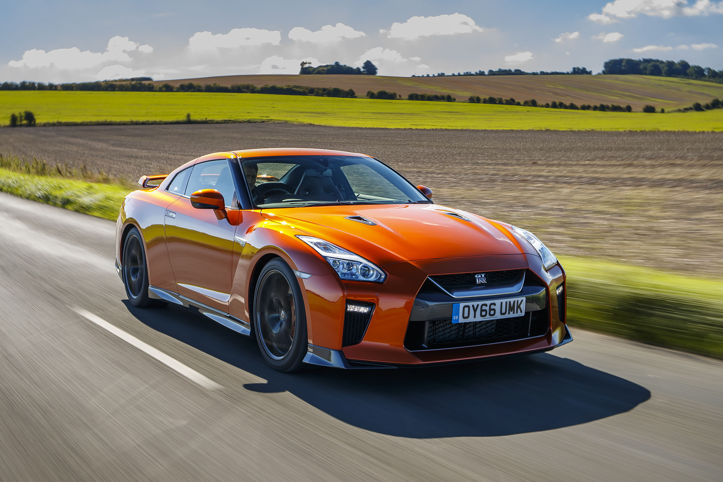 Nissan GT-R coupe front 3/4 tracking