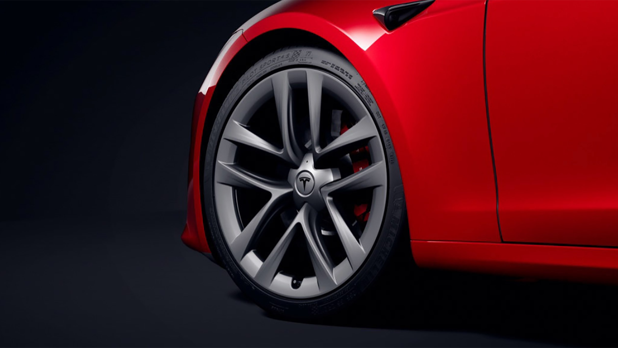 2021 Tesla Model S Plaid - alloy wheel
