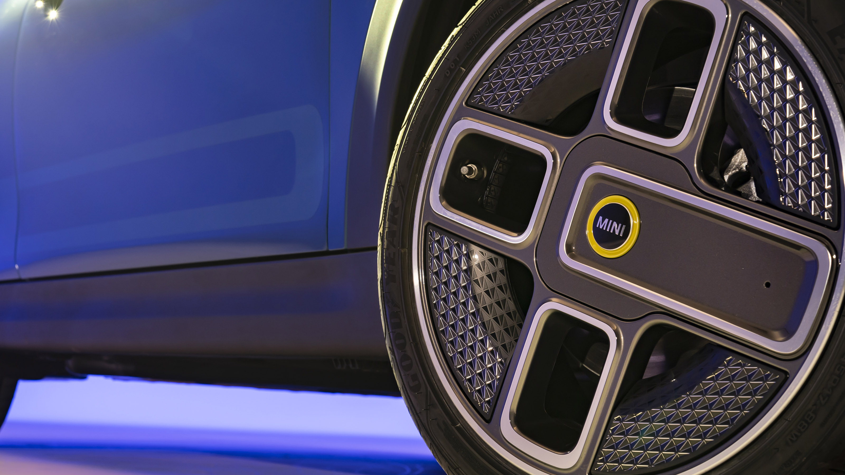 MINI Electric wheel