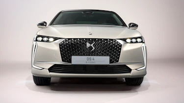 2021 DS 4 E-Tense - front view