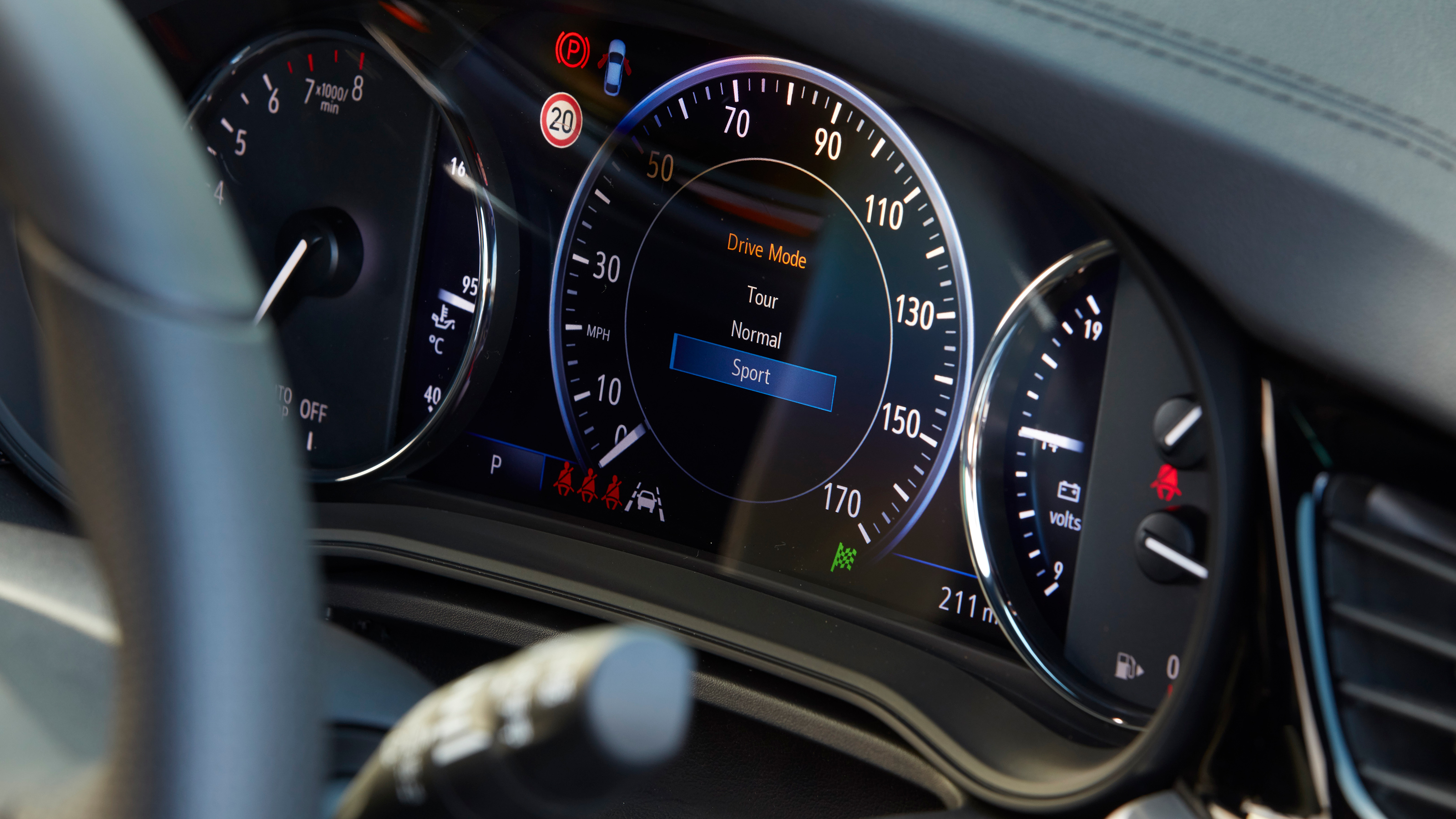2021 Vauxhall Insignia - dial cluster