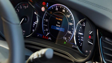 2021 Vauxhall Insignia - dial cluster