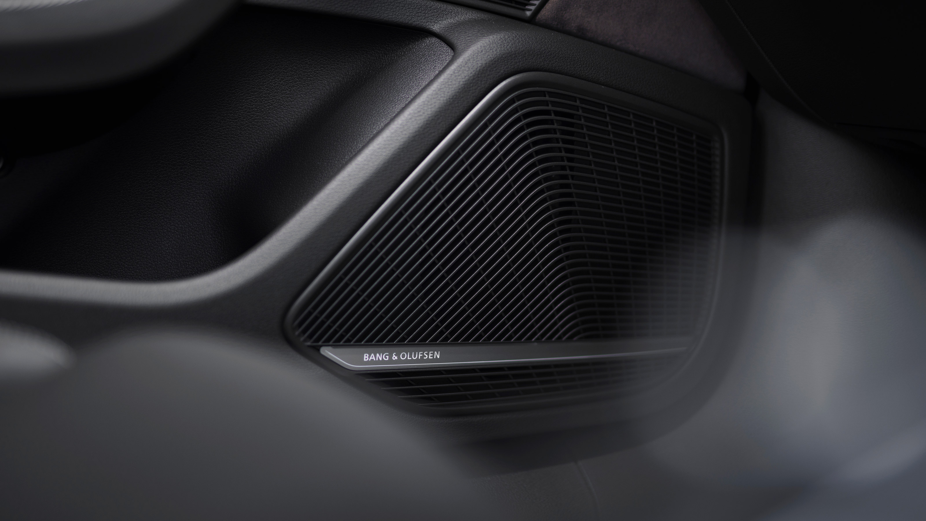 Audi S5 Coupe speaker grille
