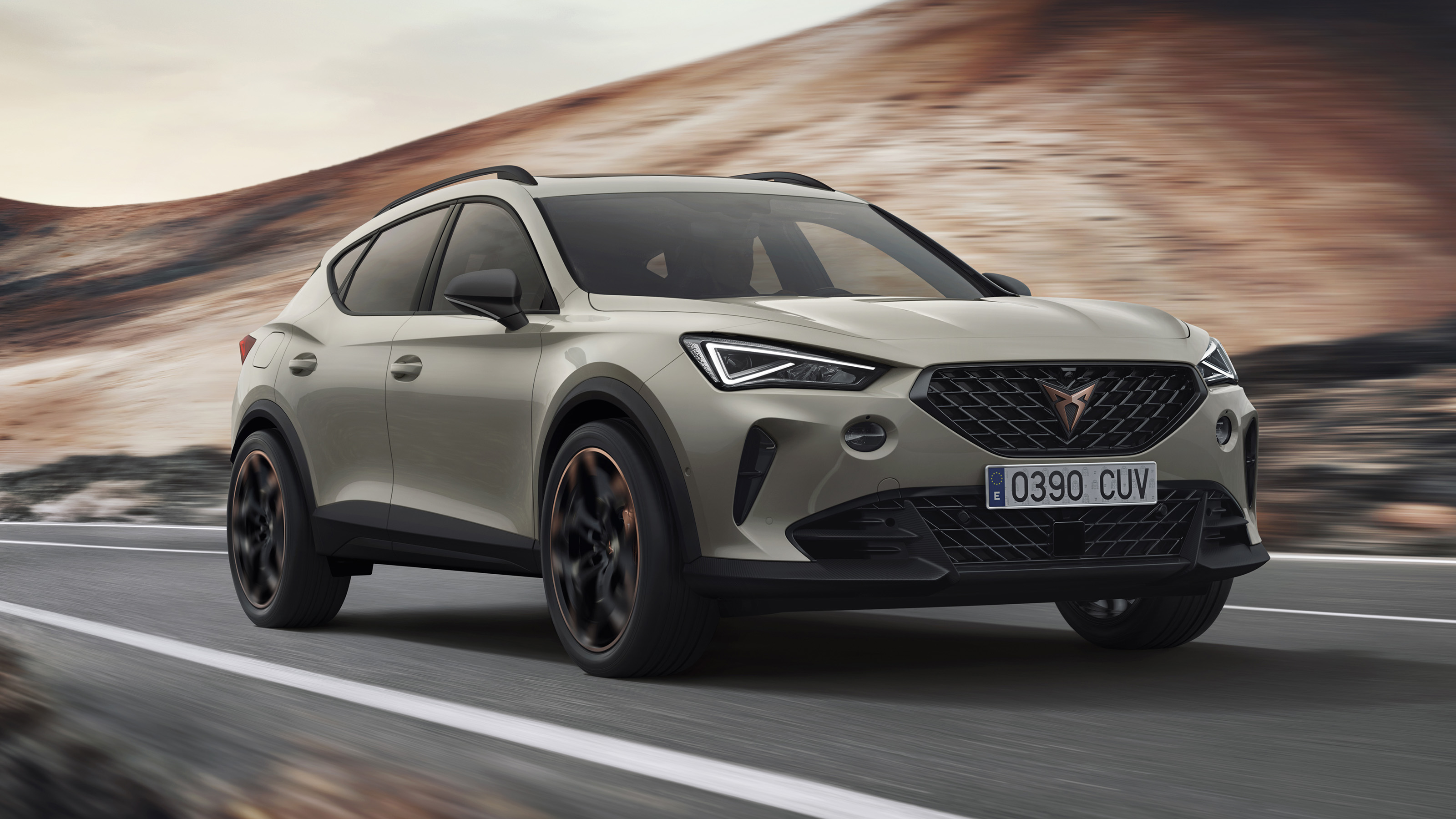 Cupra Formentor VZ5 driving