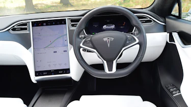 Tesla Model S - interior