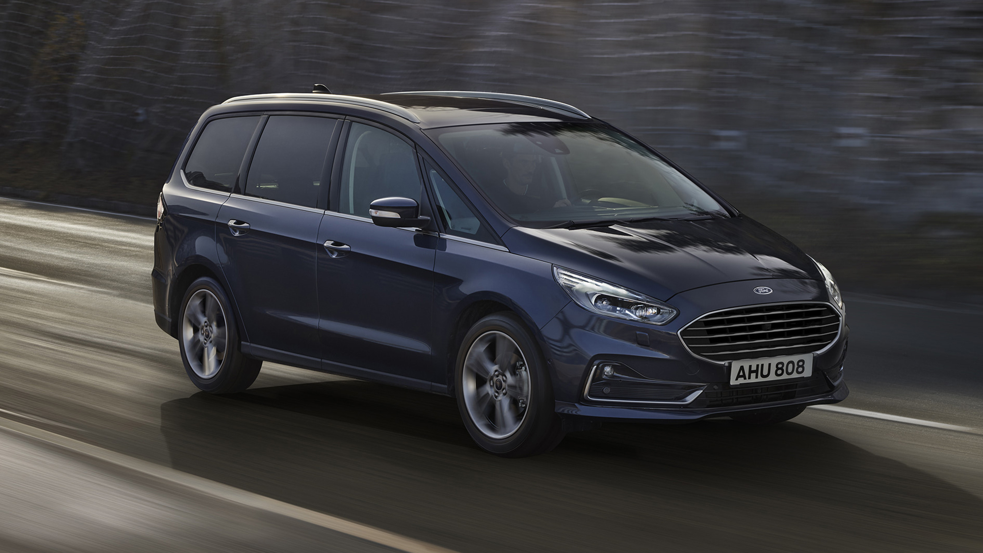 Ford Galaxy hybrid