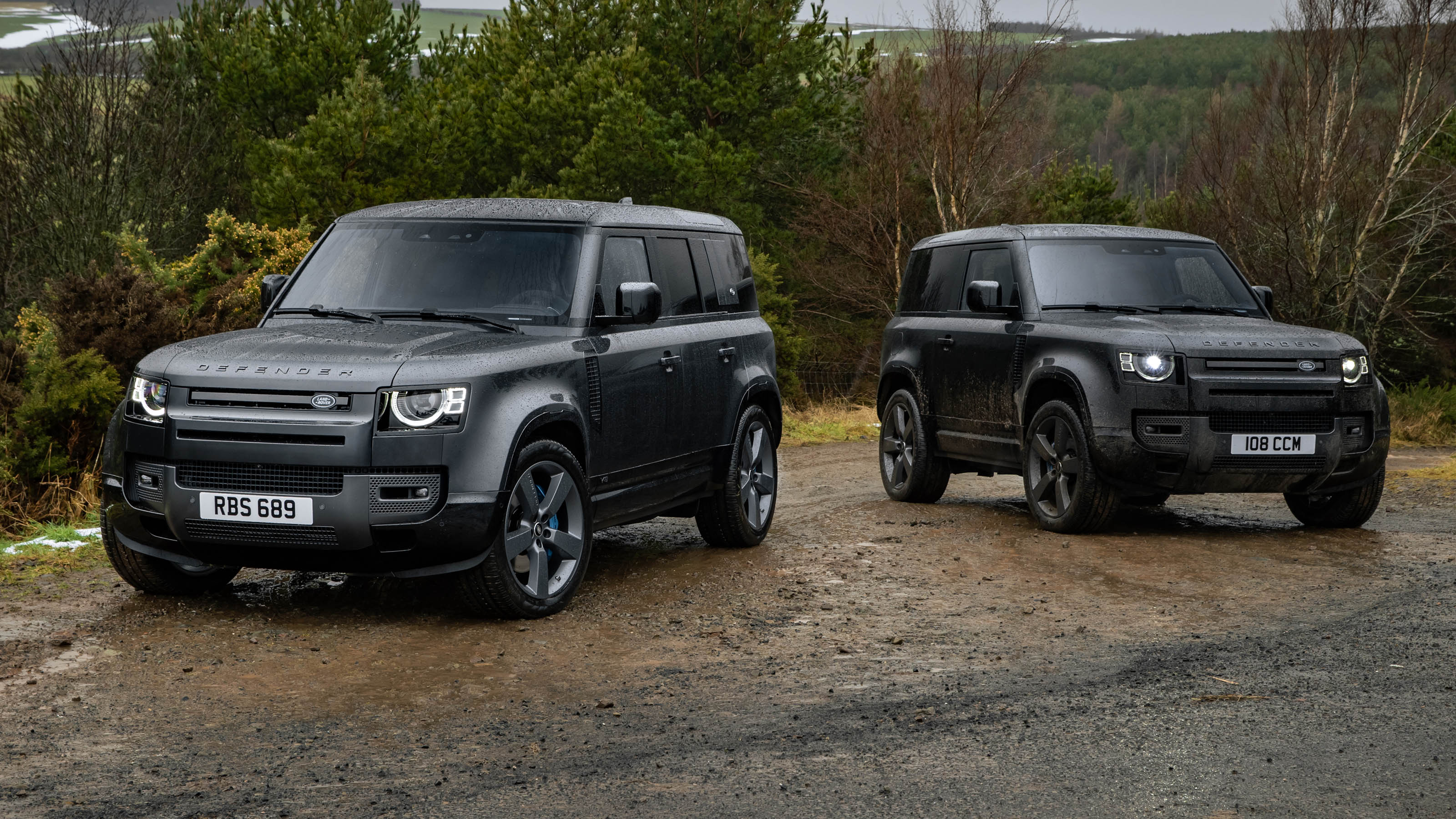 Land Rover Defender V8s
