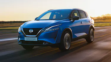 New Nissan Qashqai driving