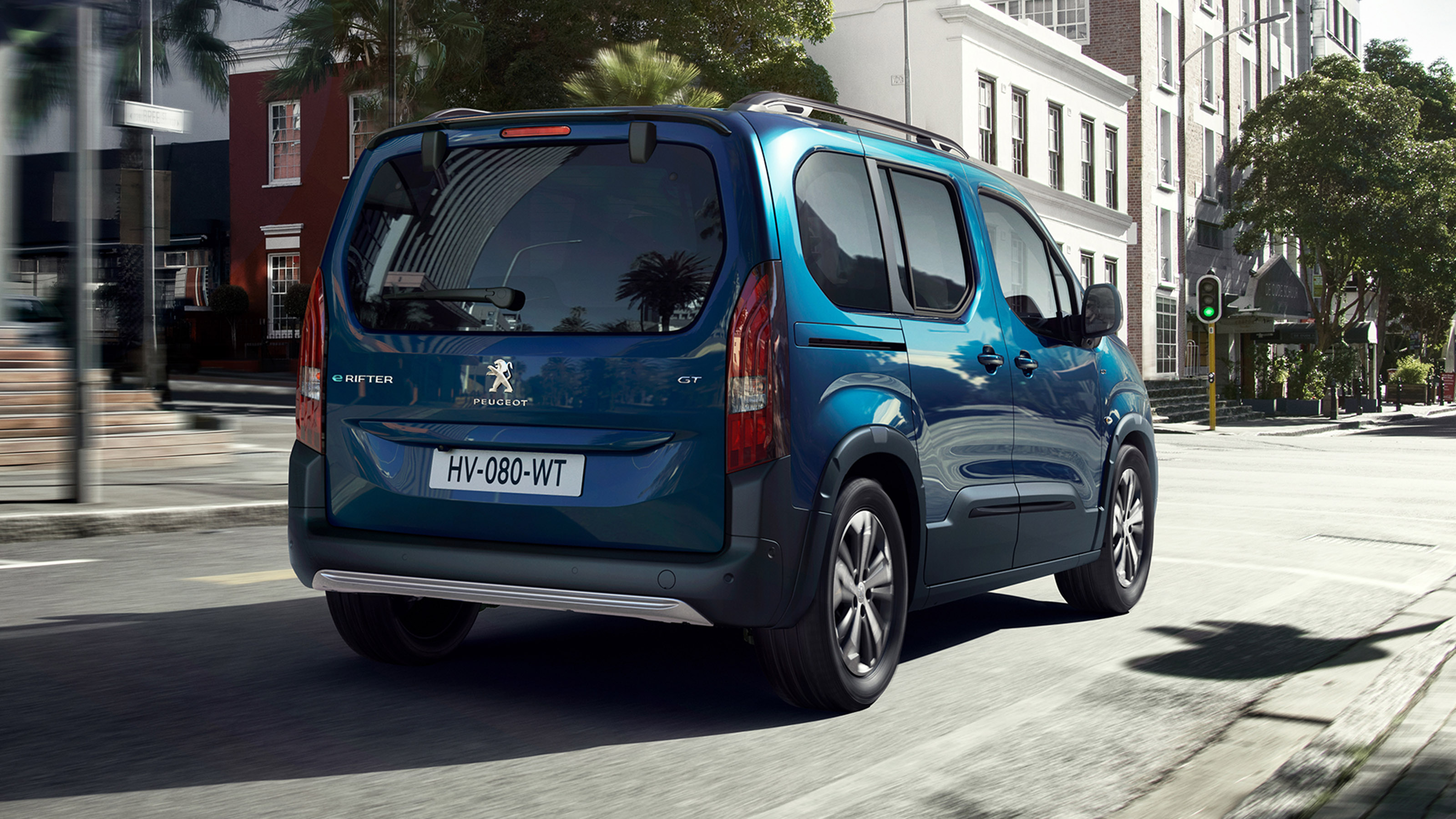 Peugeot e-Rifter rear