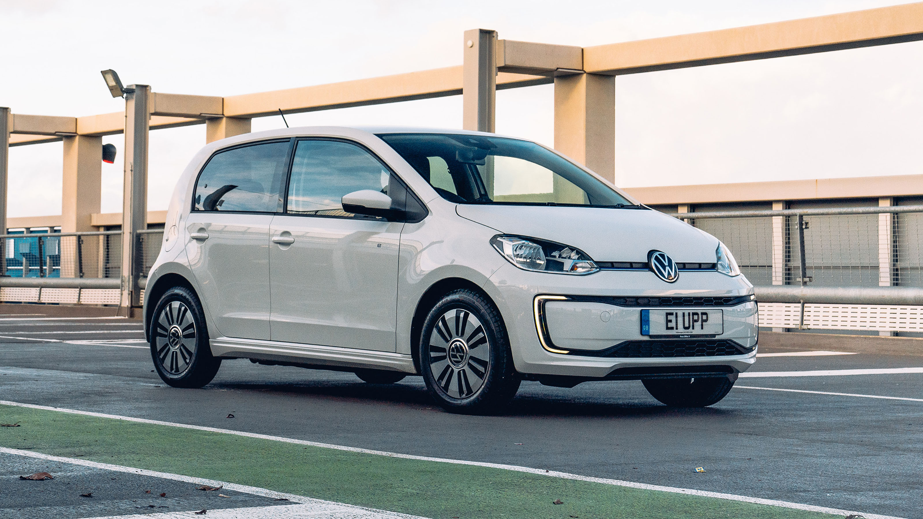 Volkswagen e-up