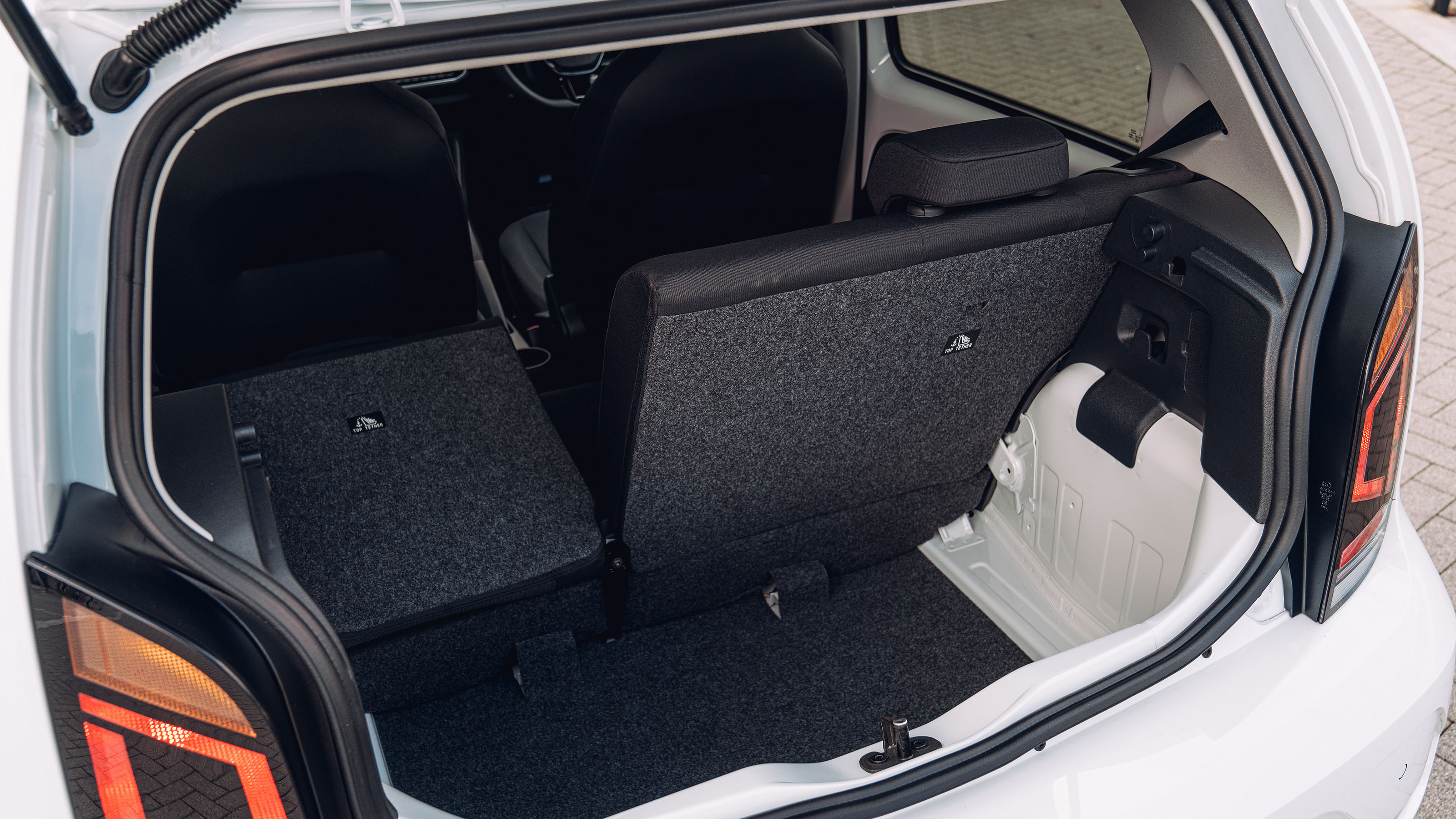 Volkswagen e-up boot