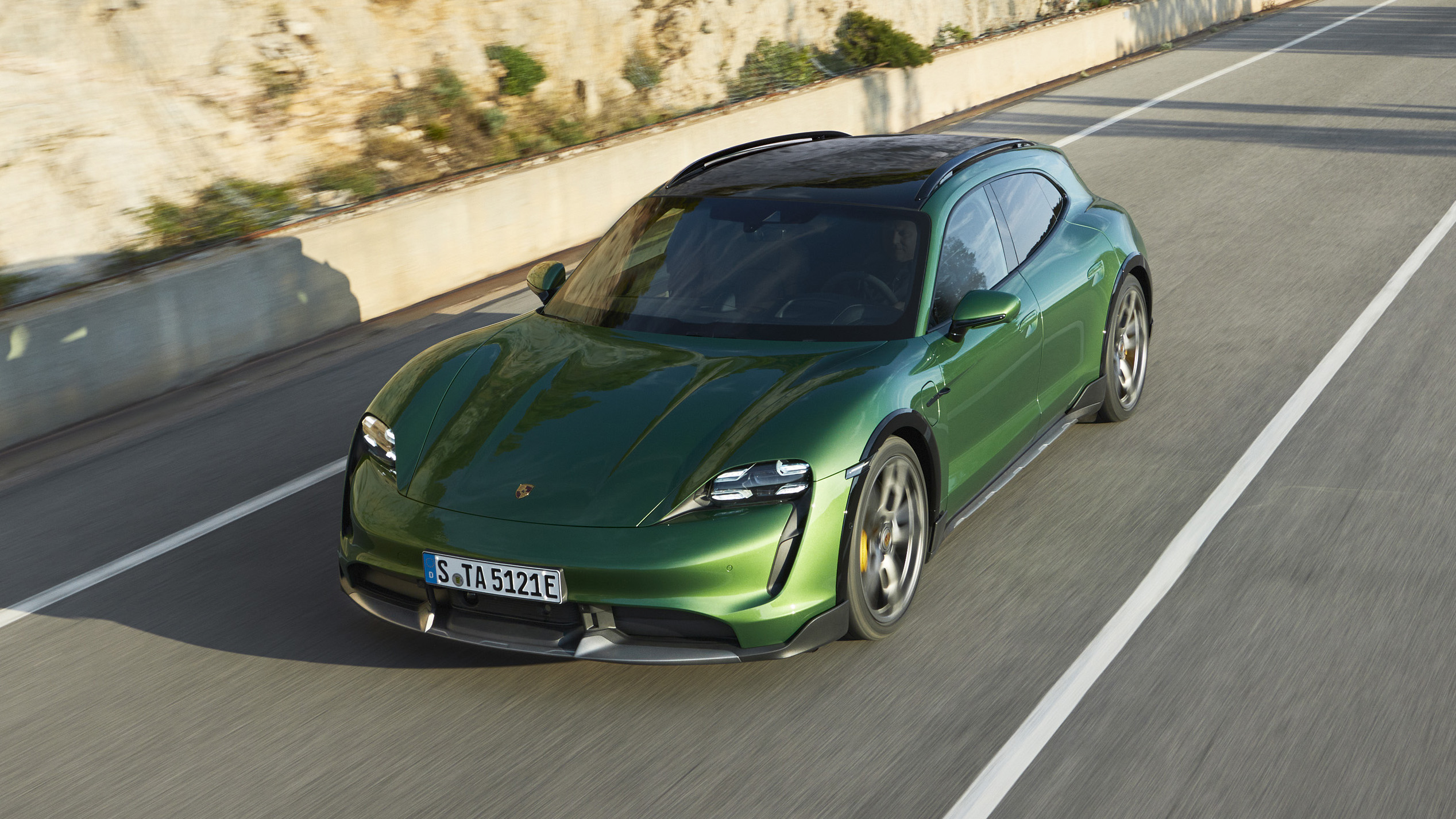 2021 Porsche Taycan Cross Turismo estate