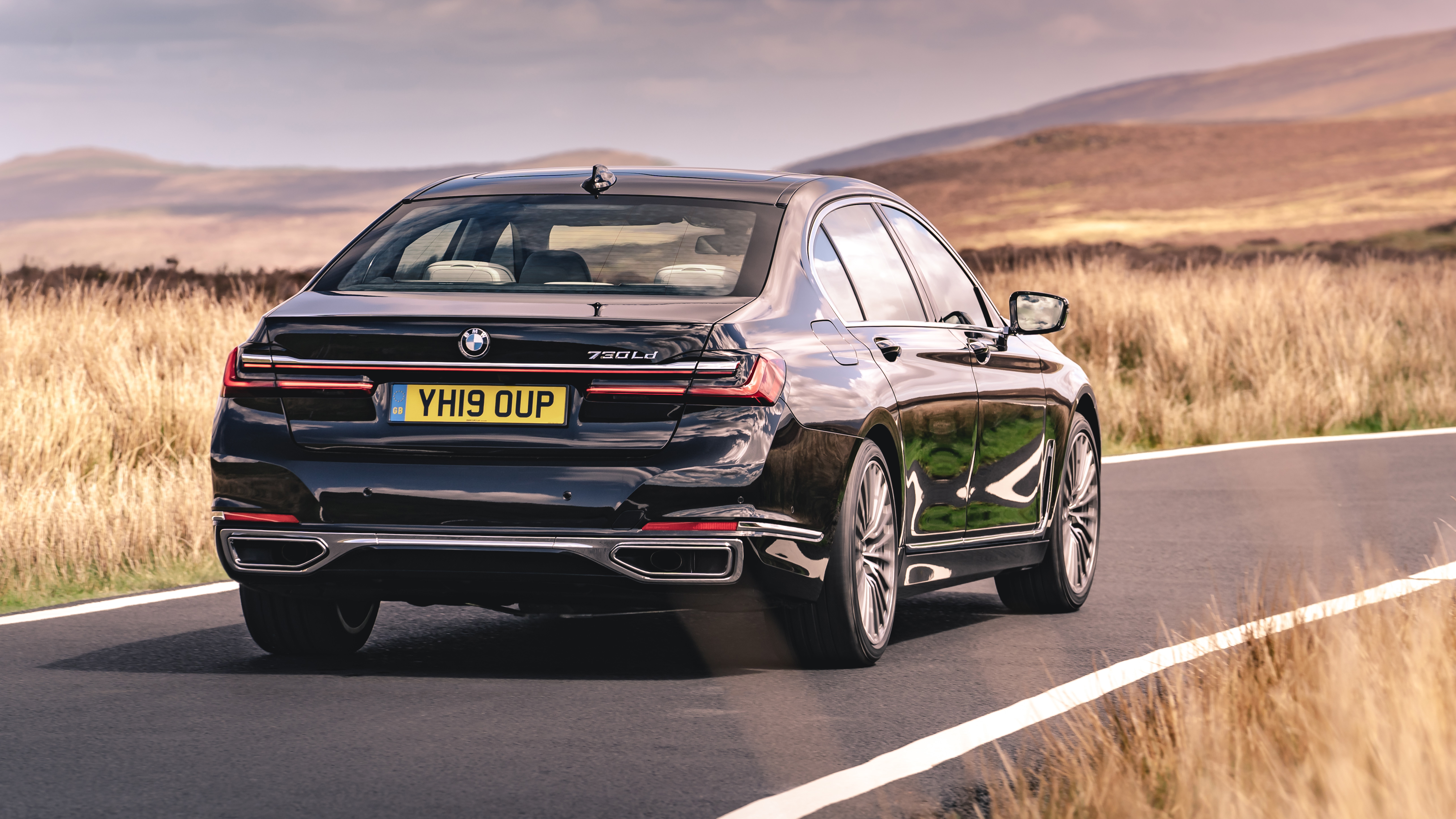 BMW 7 Series saloon - rear 3/4 dynamic view