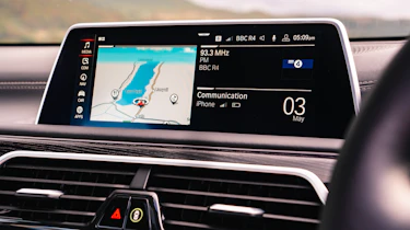 BMW 7 Series saloon - infotainment
