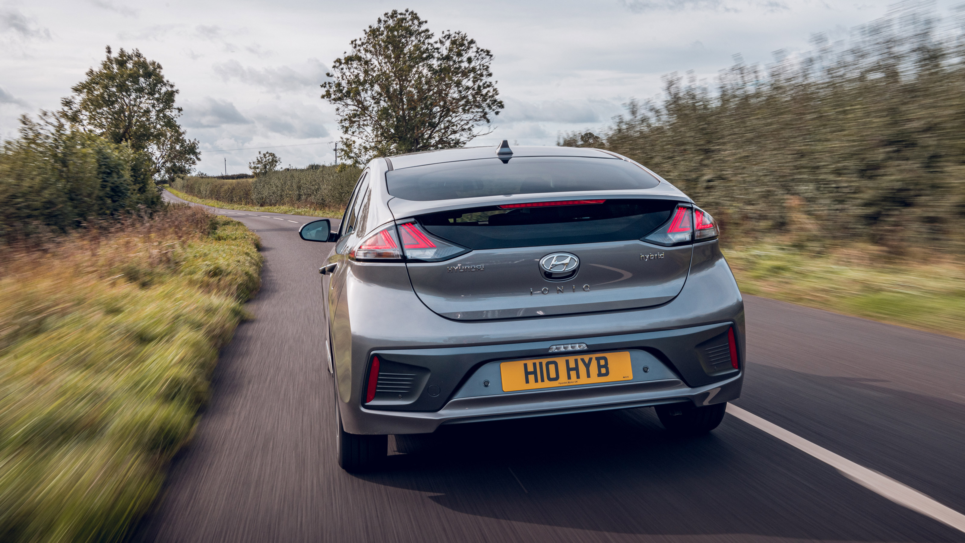 Hyundai Ioniq Hybrid review rear tracking
