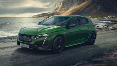 2021 Peugeot 308 - front 3/4 dynamic