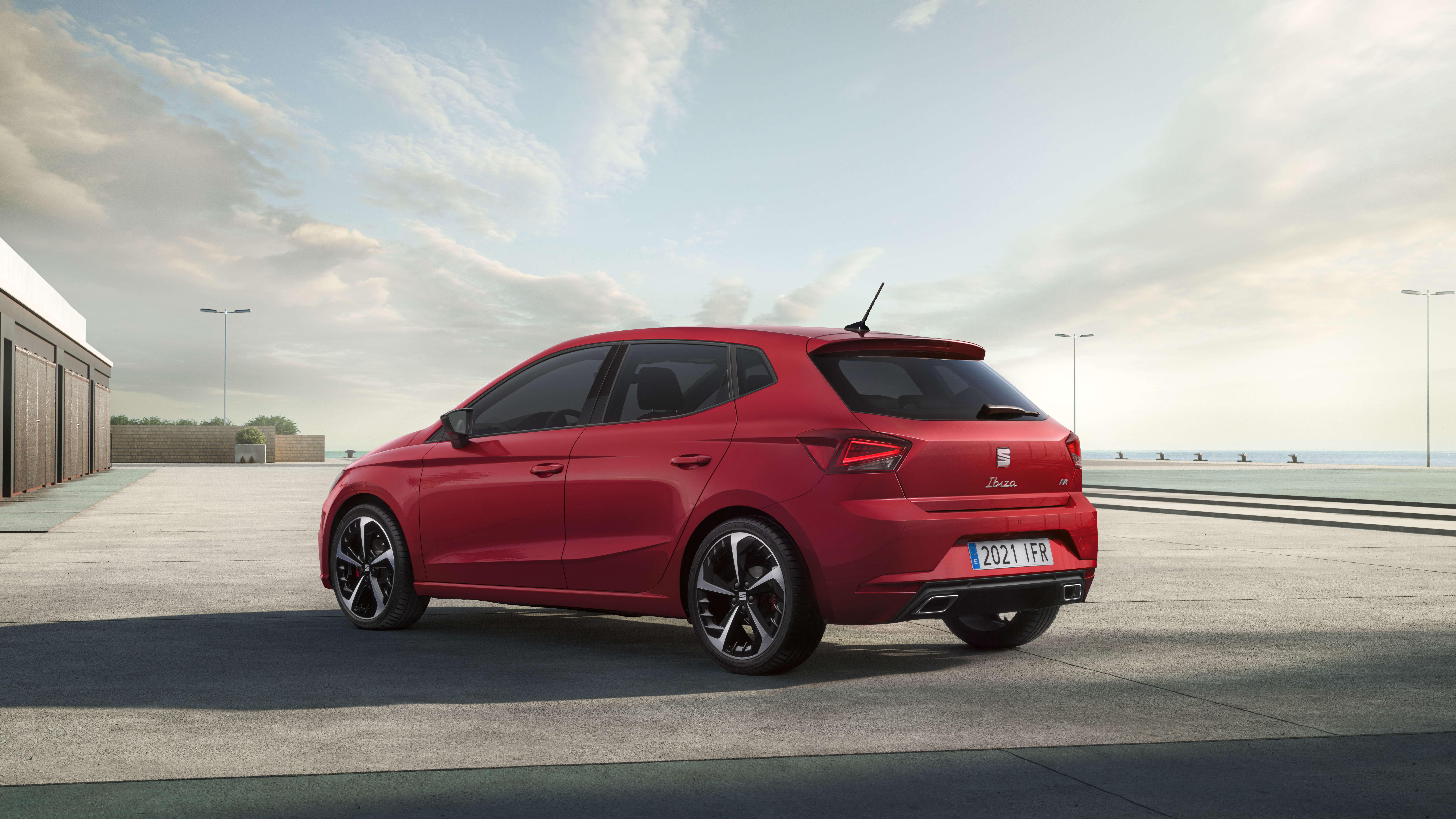 2021 SEAT Ibiza FR Desire Red - rear 3/4
