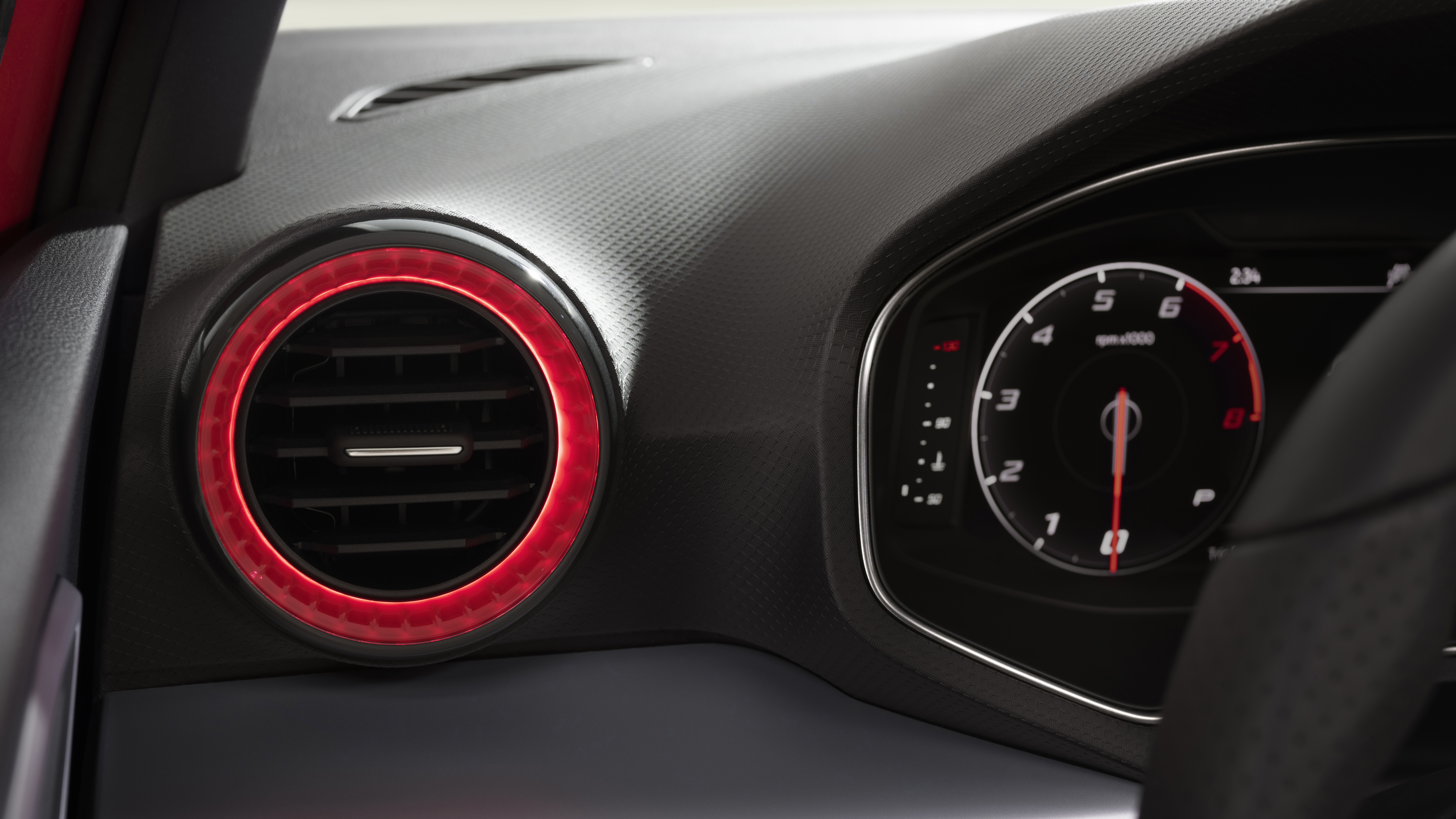 2021 SEAT Ibiza FR Desire Red - interior detail 