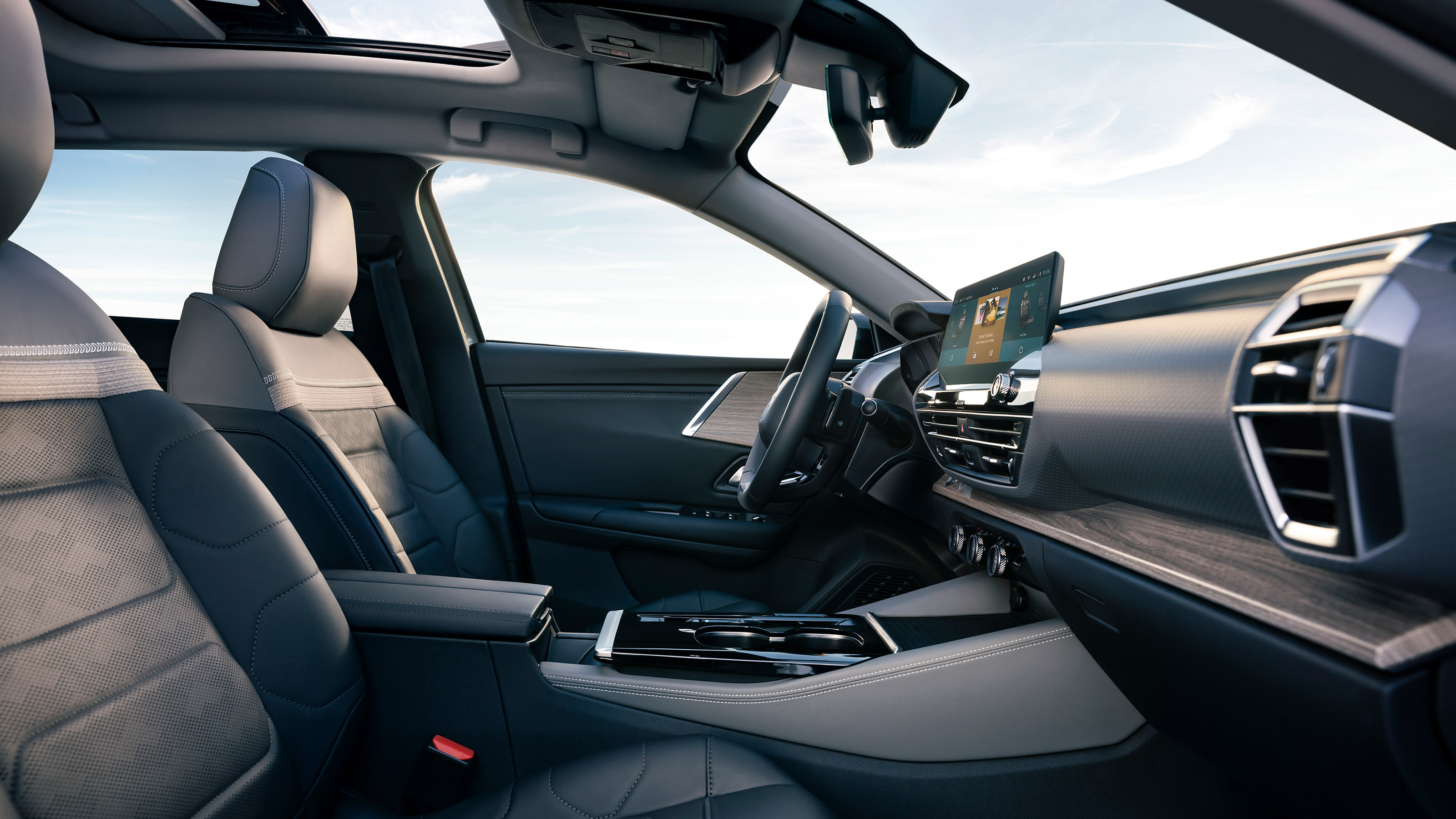 2021 Citroen C5 X crossover - interior