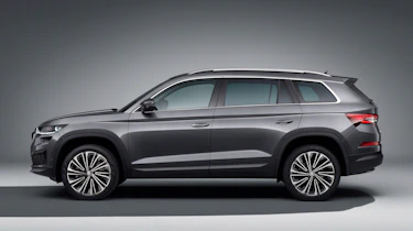 2021 Skoda Kodiaq - side on view