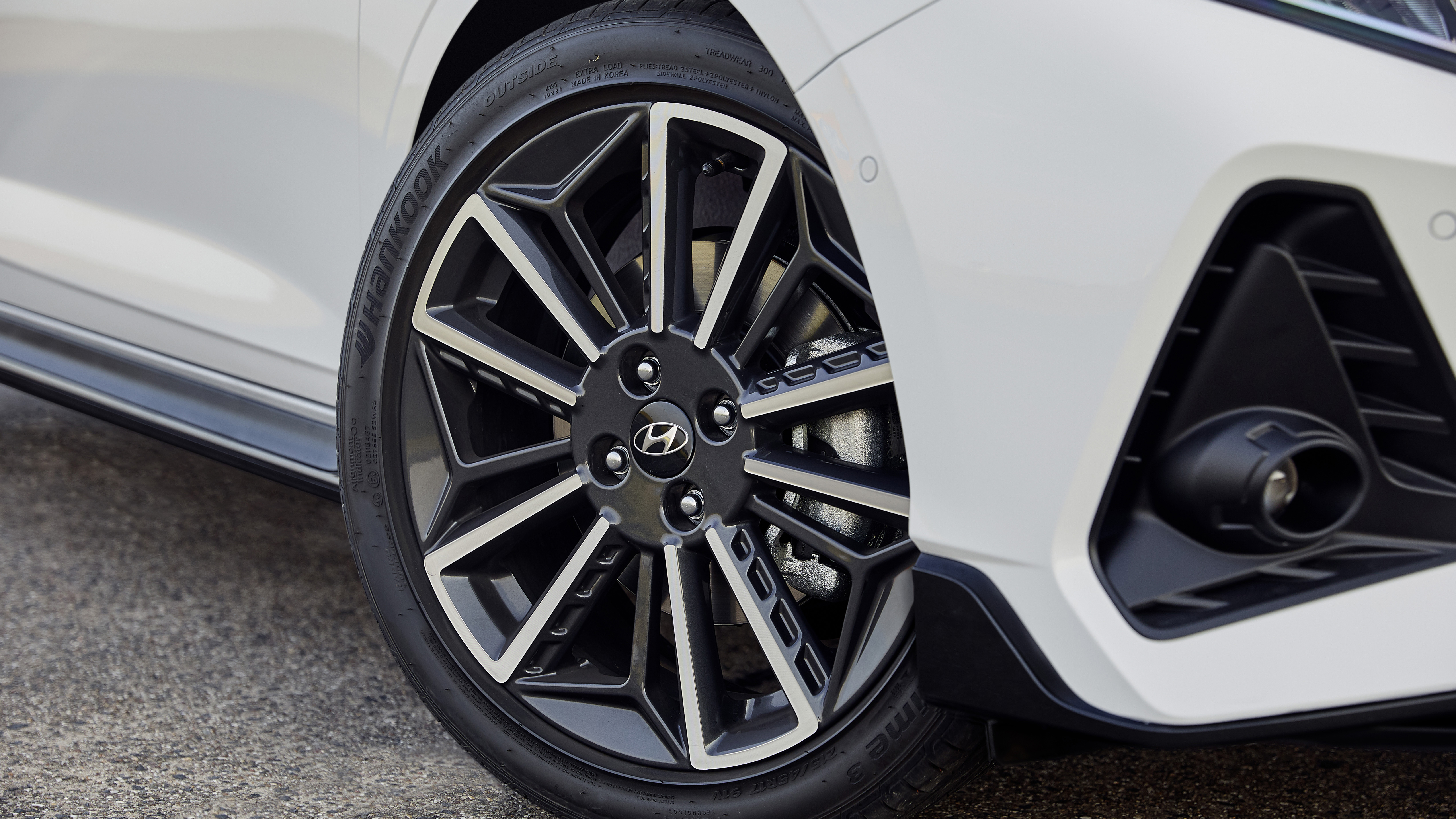 2021 Hyundai i20 N Line - front wheel