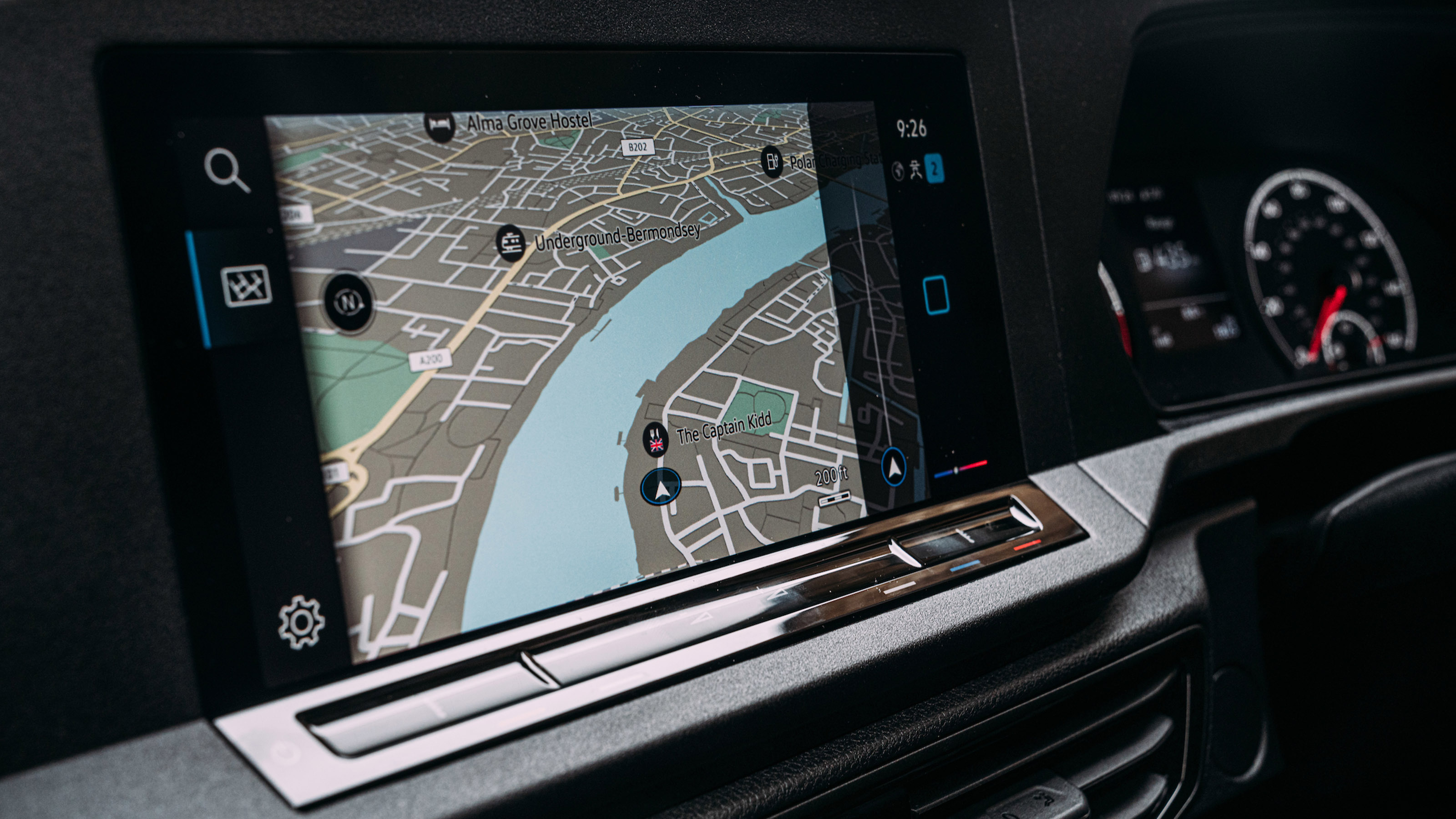 Volkswagen Caddy MPV upgraded screen