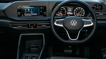 Volkswagen Caddy MPV interior (standard screens)