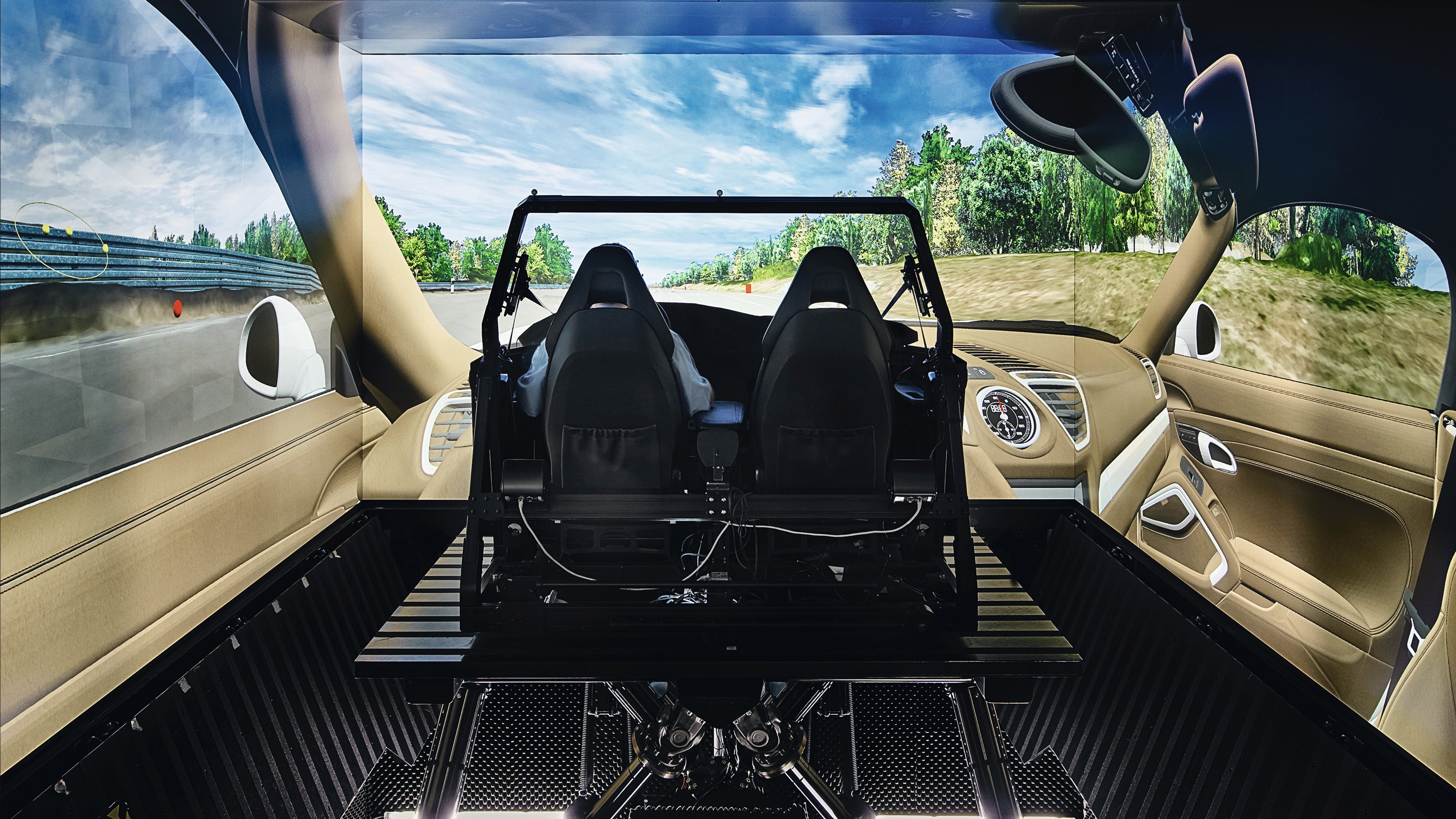 Electric Porsche Macan - virtual cockpit development 
