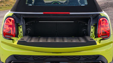 2021 MINI Convertible boot