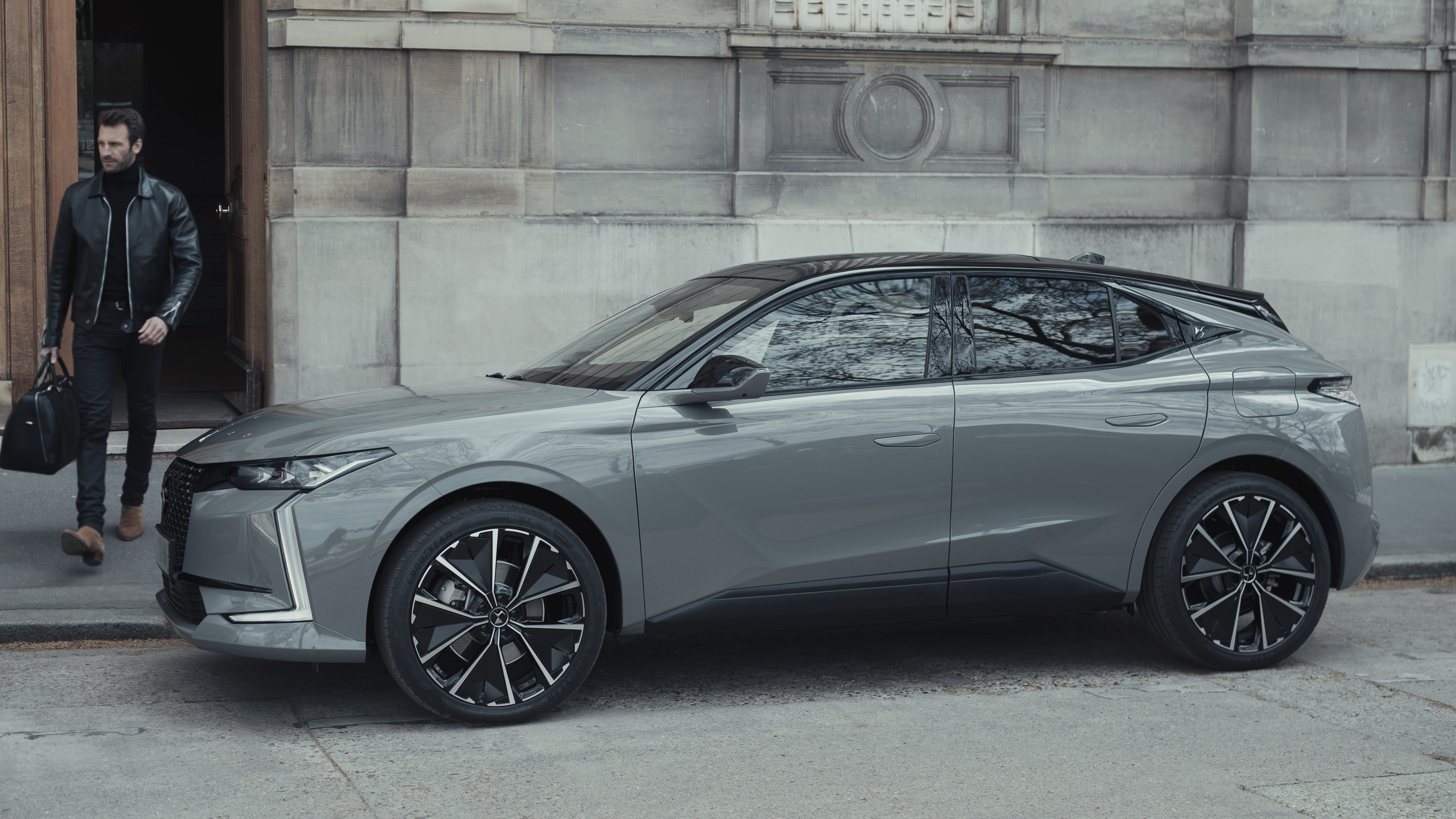 2021 DS 4 La Premiere - side static 