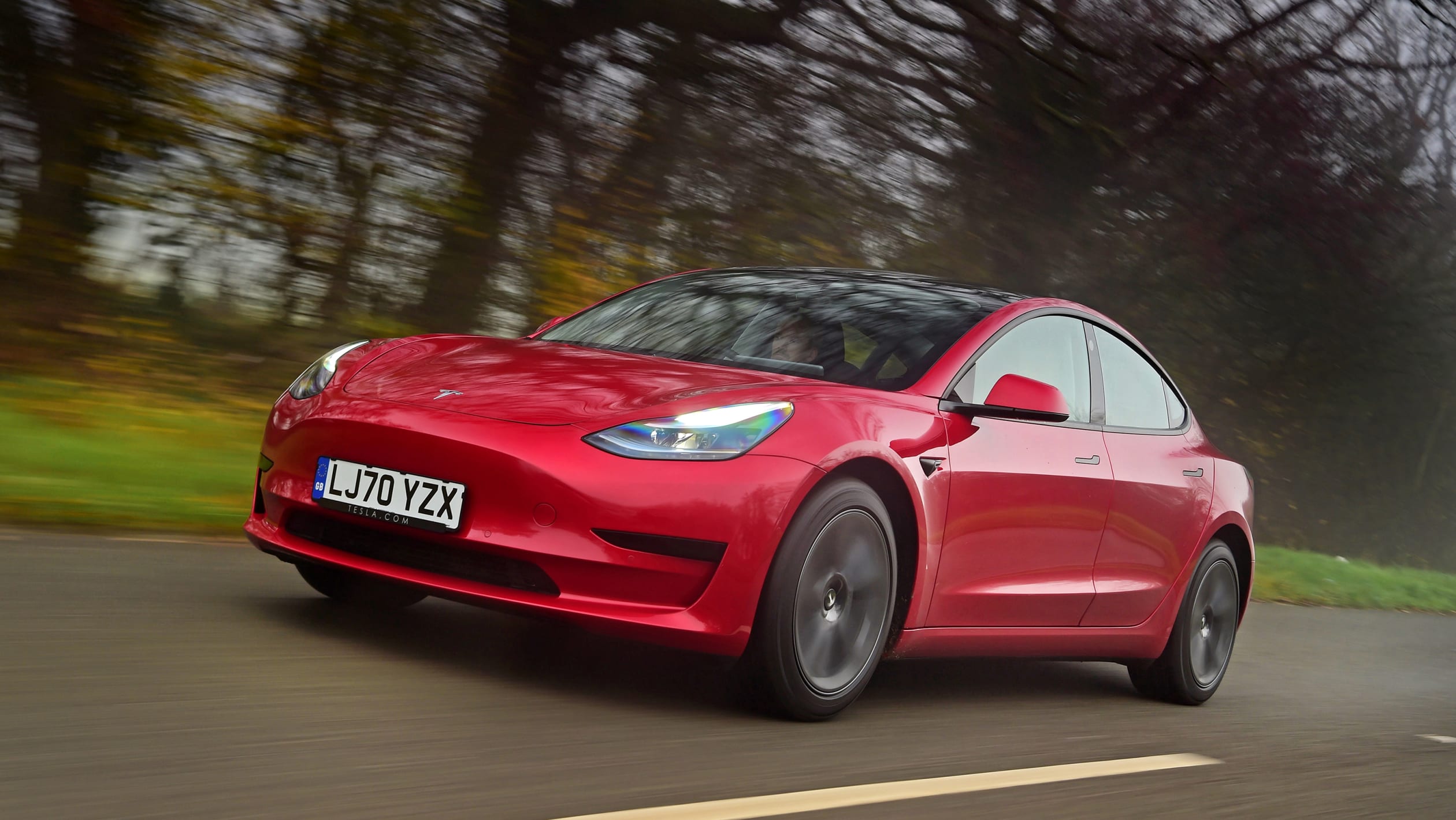 Tesla Model 3 saloon 