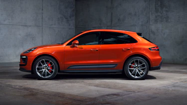 2021 Porsche Macan S - side static
