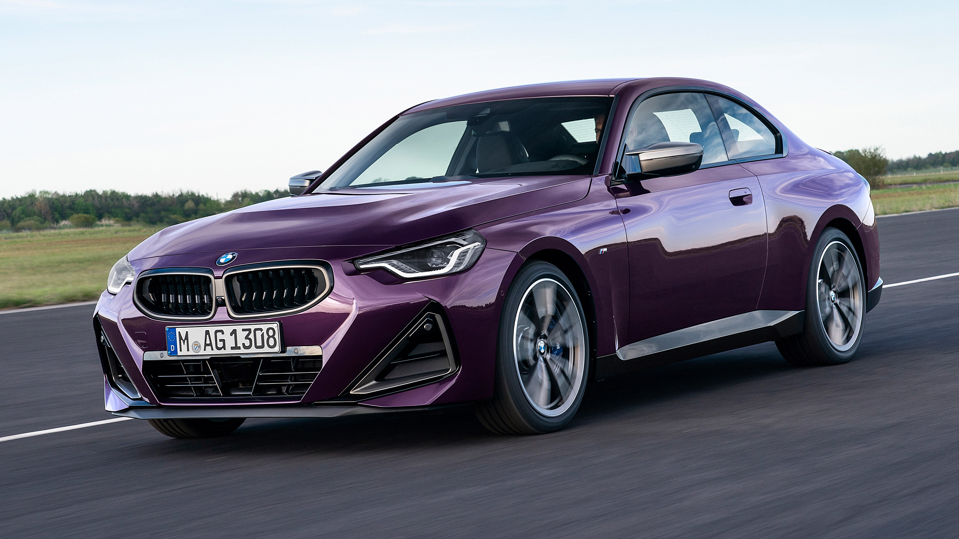 2021 BMW 2 Series Coupe - front 3/4 view