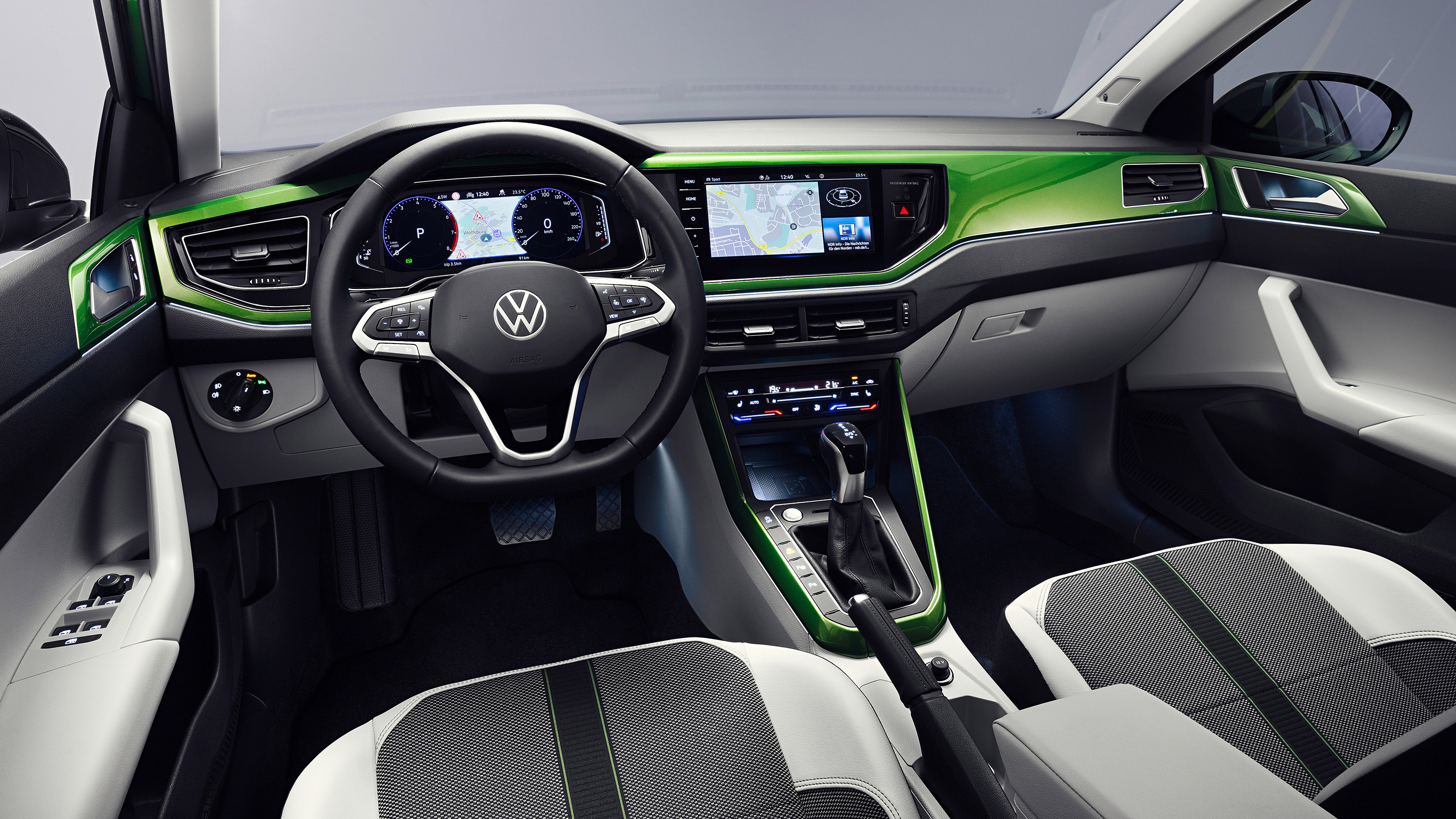 2021 Volkswagen Taigo coupe-SUV.