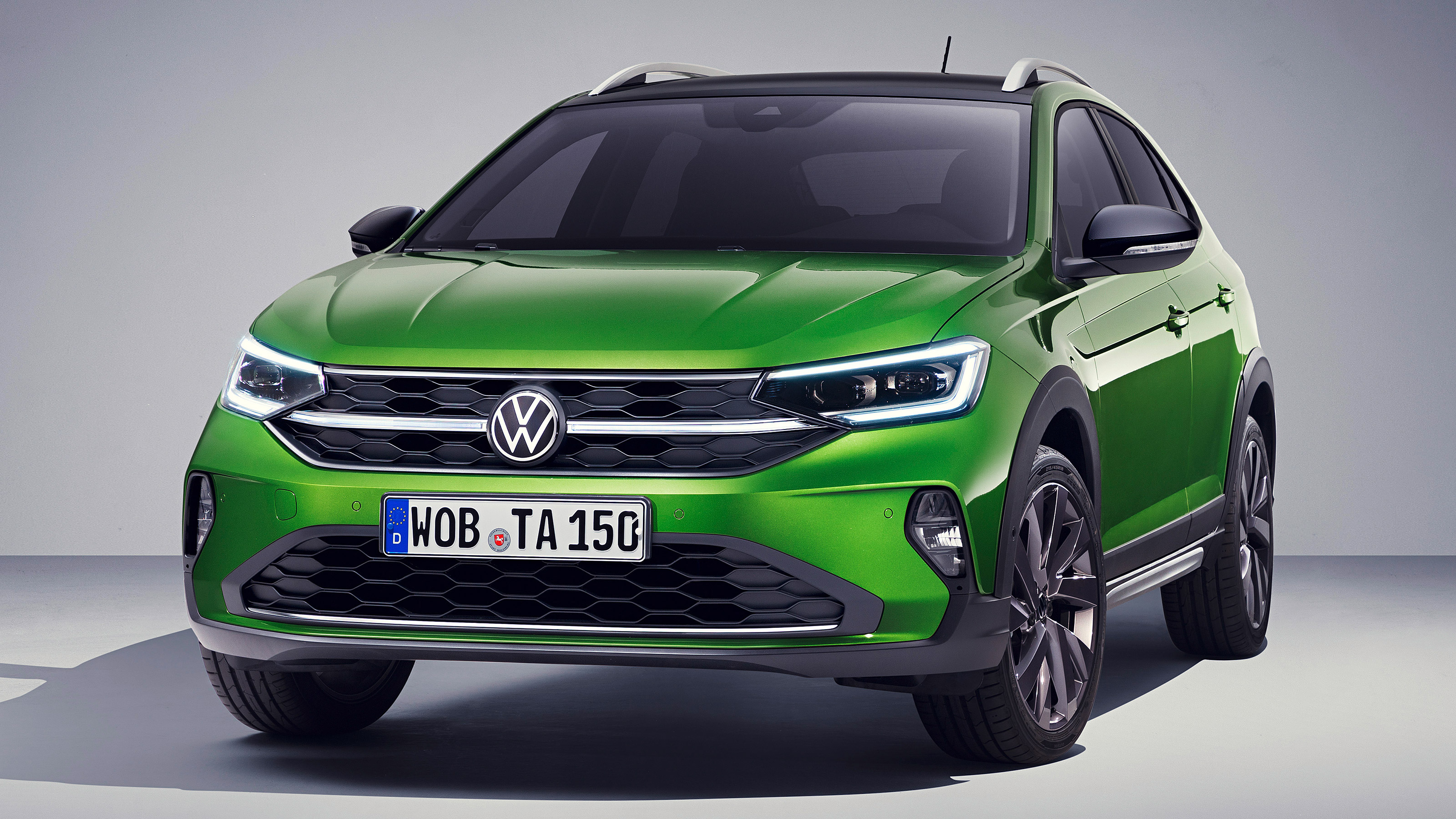 2021 Volkswagen Taigo coupe-SUV.