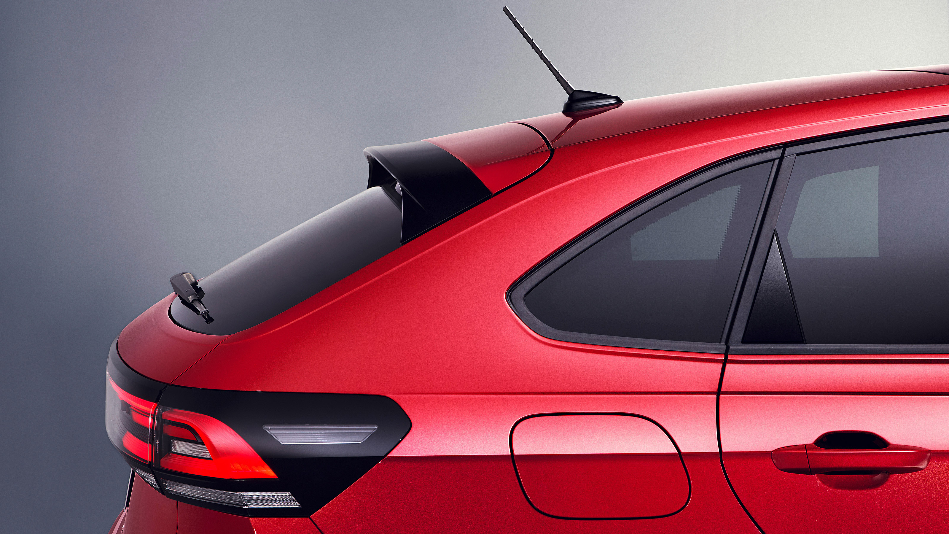 2021 Volkswagen Taigo coupe-SUV.