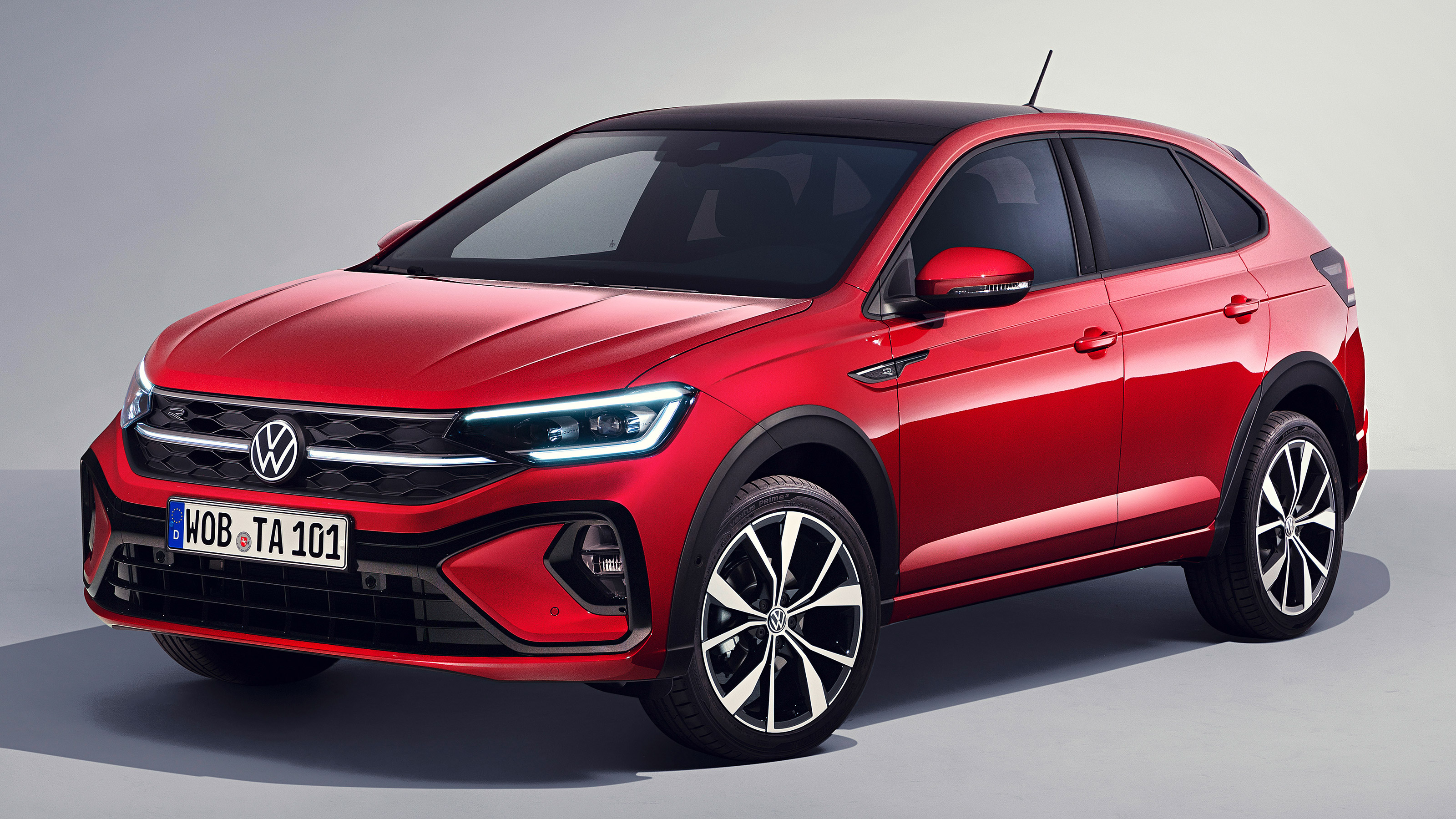 2021 Volkswagen Taigo coupe-SUV.