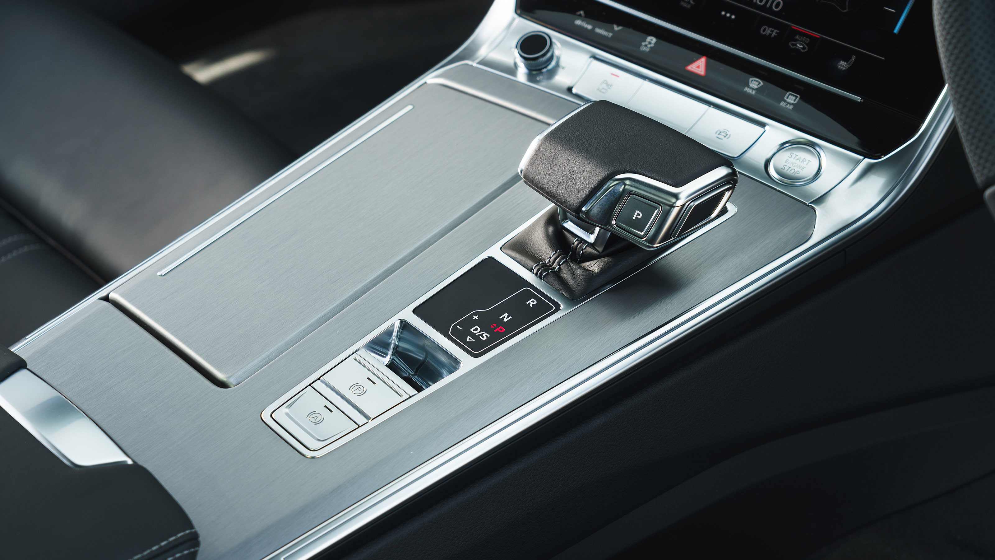 Audi A6 Avant centre console