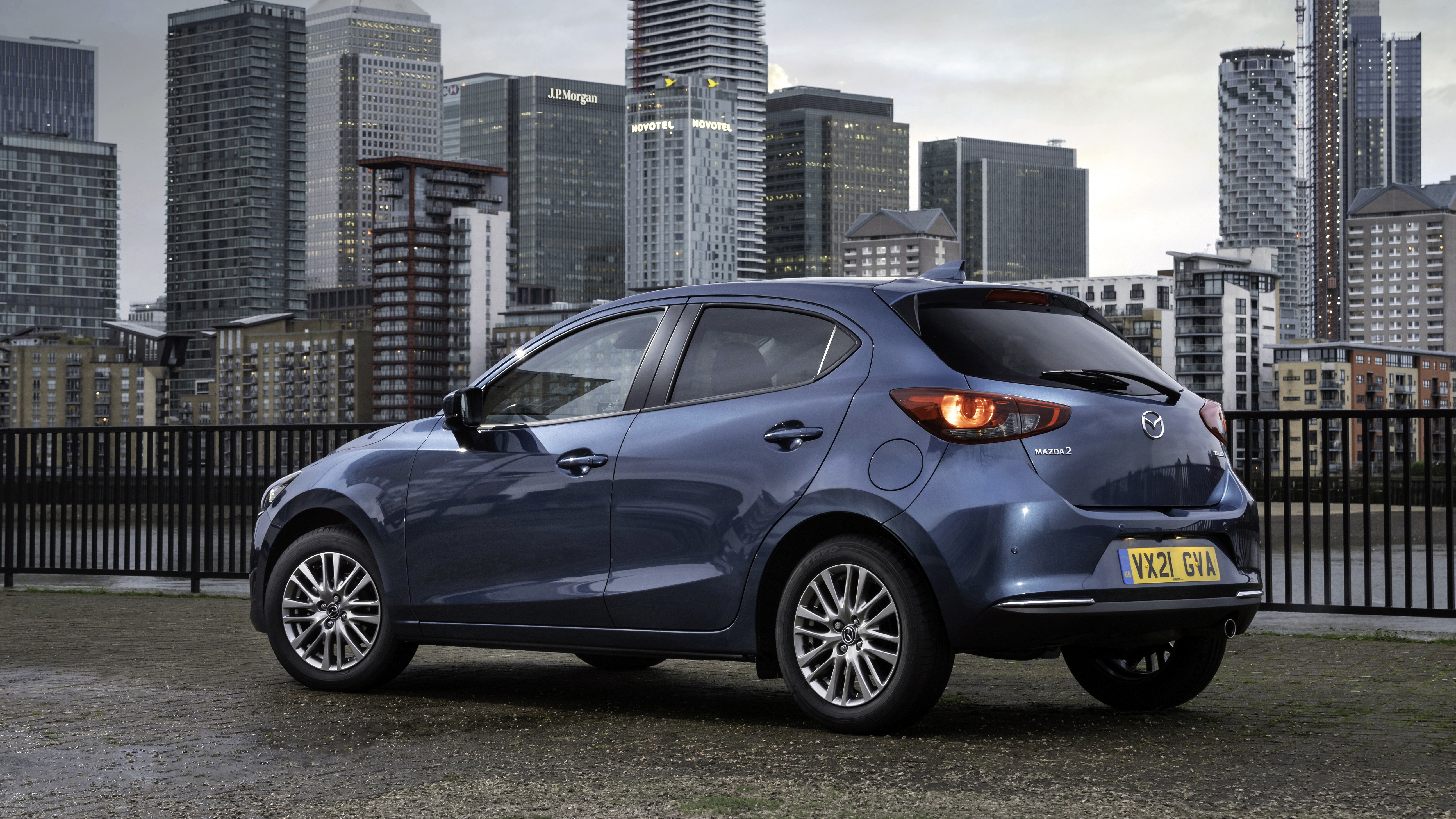 Mazda2 - rear 3/4 static city 