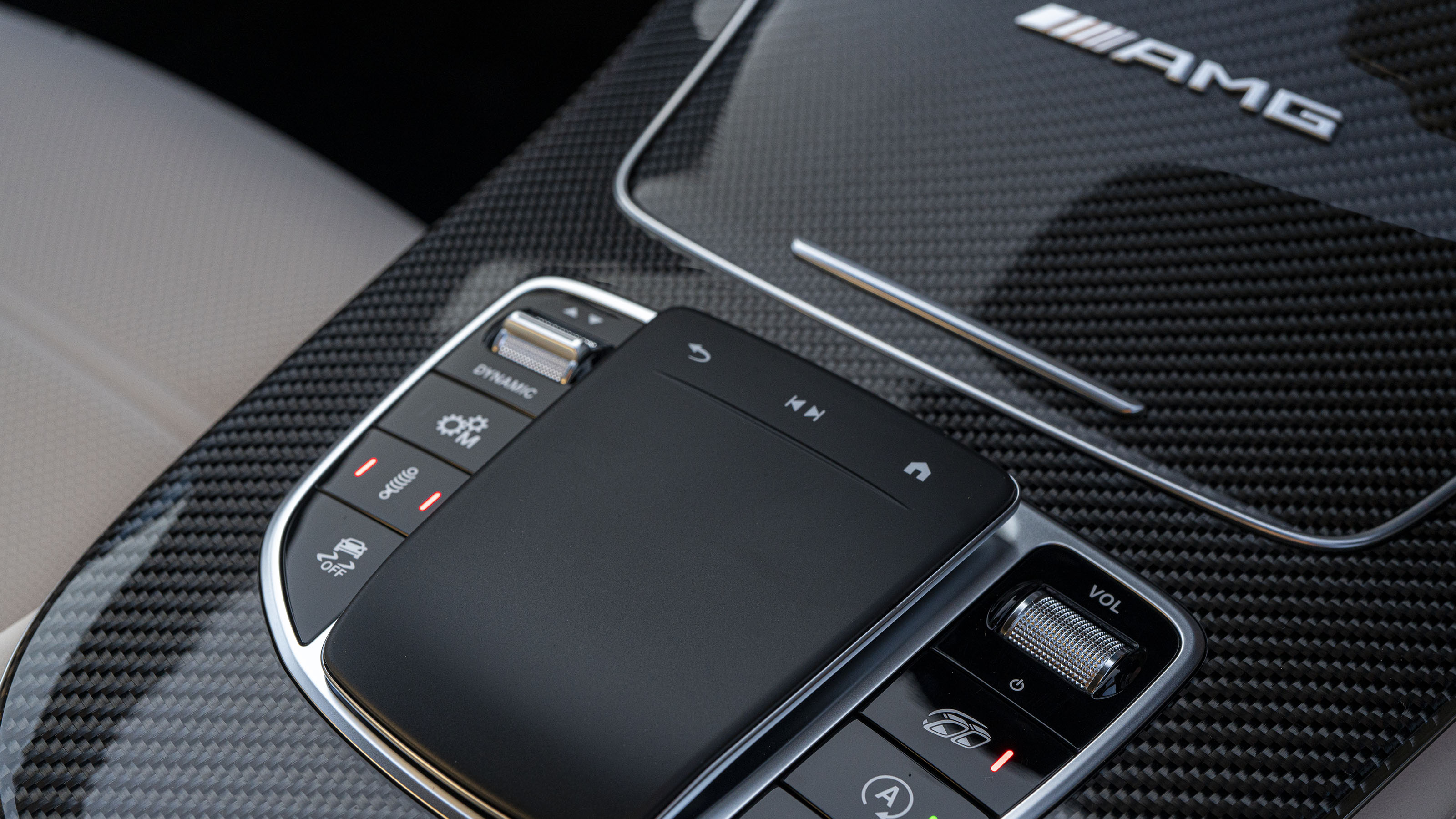 Mercedes-AMG E 63 estate touchpad