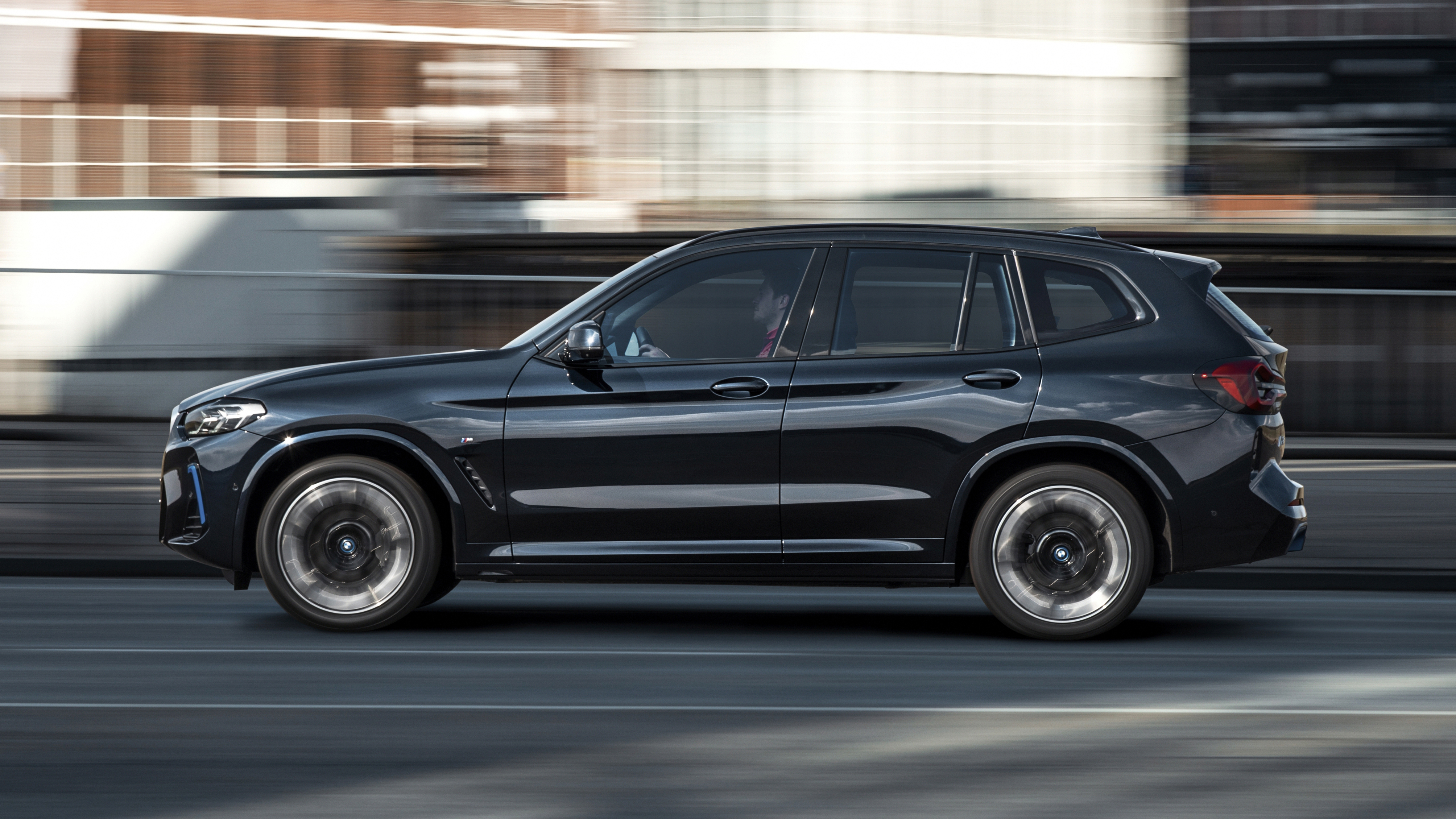 2021 BMW iX3