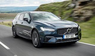 Volvo V90 front quarter